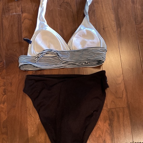 Kenneth Cole Reaction 2 piece swim sz M high rise bottom halter top black/white - Picture 5 of 5
